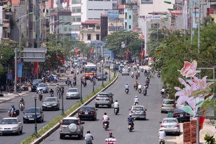 Bán nhà ngõ đường Nguyễn Văn Cừ, Long Biên. 30mx5 Tầng, lô góc -  Giá 3,95 tỷ