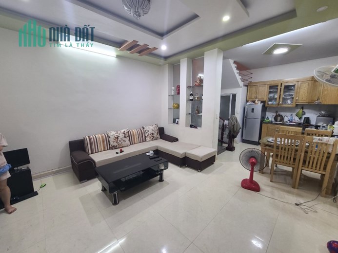 Bán nhà ngõ 202 Miếu Hai Xã - Lê Chân 40m x 3 tầng GIÁ 2.15 tỉ nhà đẹp