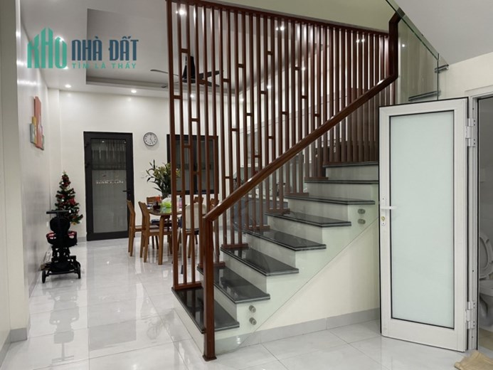 Bán nhà Khu Đô Thị Việt Phát - Lê Chân 63m x 4 tầng GIÁ 5.8 tỉ full nội thất đẹp