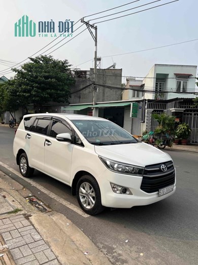Bán nhanh Toyota Innova cuối 2017 chính chủ xe zin
