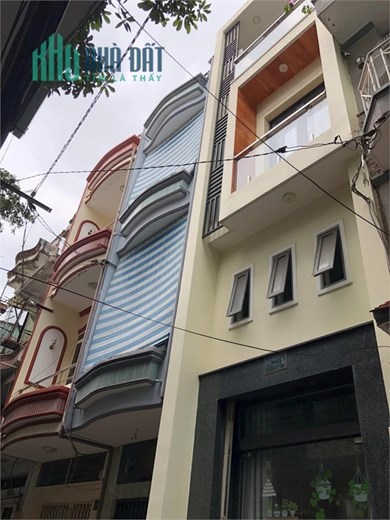 TRUNG TÂM QUẬN 10 HẺM TRƯỚC NHÀ 4M SÁT MẶT TIỀN HẺM THÔNG