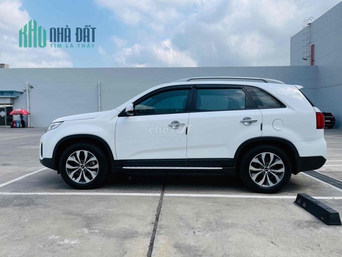 Bán nhanh Kia Sorento GATH 2016 máy xăng 2 ghế điện