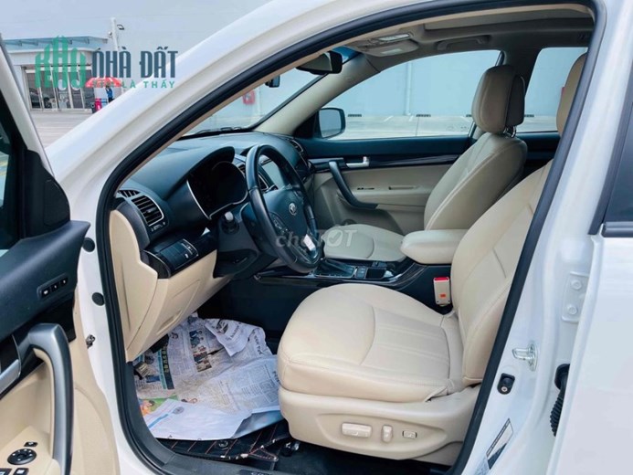 Bán nhanh Kia Sorento GATH 2016 máy xăng 2 ghế điện