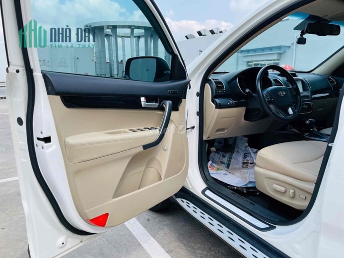 Bán nhanh Kia Sorento GATH 2016 máy xăng 2 ghế điện