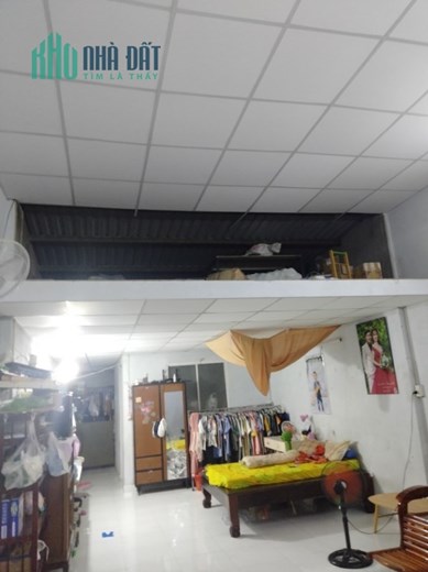 Nhà đường Phan Văn Hớn, Quận12, 68m2, giá 2 tỷ 5 TL.