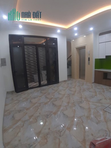 Bán nhà Ngọc Khánh 50m2, mt4m, 6 tầng thang máy, 7.5 tỷ Ba Đình.
