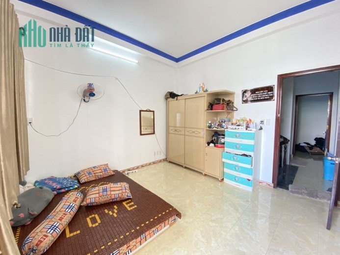 Nhà đường Vườn Lài 4Tầng 4PN HXH Quận Tân Phú
