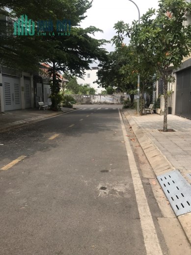 Mặt Tiền Kinh Doanh Cafe,Tam Bình,Thủ Đức, Giá 7 Tỉ 5 , 87m2, 4.2mx21m.