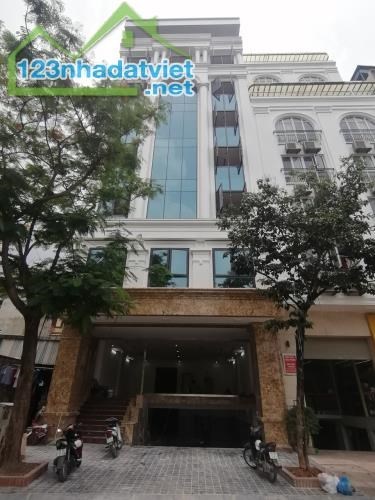 Cho Thuê Toà Nhà Mặt Phố Tông Đức Thắng,dt 110M2. GIÁ THUÊ 180TR/TH