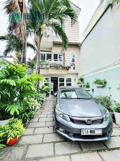 Bán nhà Đẹp Mặt Tiền Thạnh Mỹ Lợi, Quận 2 có gara, sân vườn rộng rãi