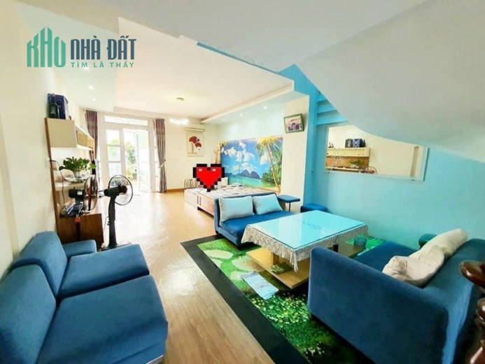 Bán nhà Đẹp Mặt Tiền Thạnh Mỹ Lợi, Quận 2 có gara, sân vườn rộng rãi