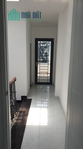 Nhà ngộp 1/ Lê Quang Định Bình Thạnh DT 55m2 4 tầng chỉ 7 tỷ6