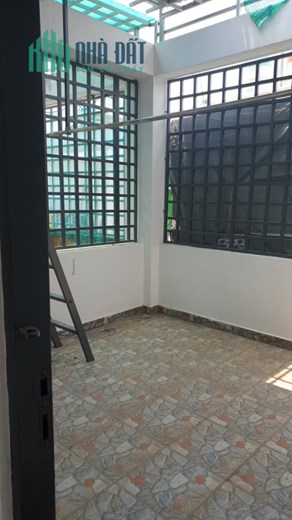 Nhà ngộp 1/ Lê Quang Định Bình Thạnh DT 55m2 4 tầng chỉ 7 tỷ6