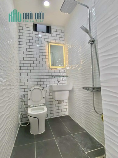 Siêu phẩm Phạm Văn Chiêu, HXH, 4.5x15m, 5 tầng, nội thất cao cấp chỉ 8.5 tỷ TL