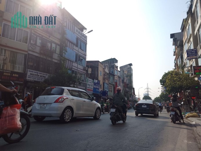 Bán nhà Kim ngưu Vỉa hè - Kinh doanh 60m2 *5 Tầng giá 15 Tỷ