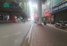 Cho thuê nhà MẶT PHỐ HỒ TÙNG MẬU 50m2 6 tầng, MT 6.8m  25tr/tháng.