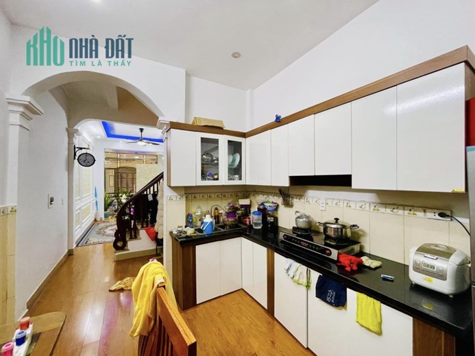 Bán nhà La Khê, Quận Hà Đông Ô TÔ, PHÂN LÔ 50m2x4T, giá 5 tỷ