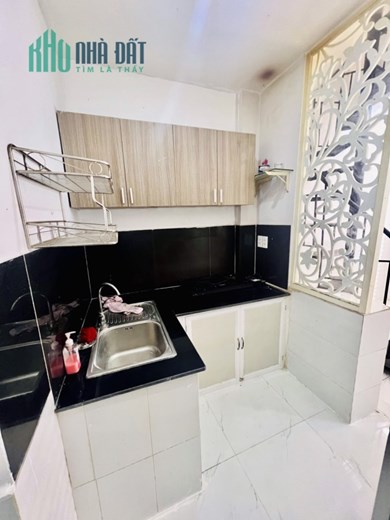 Nhỉnh 4 Tỷ-Quận 10 – Lê Hồng Phong – Cách Mặt Tiền 2 Căn – Nở Hậu Tài Lộc