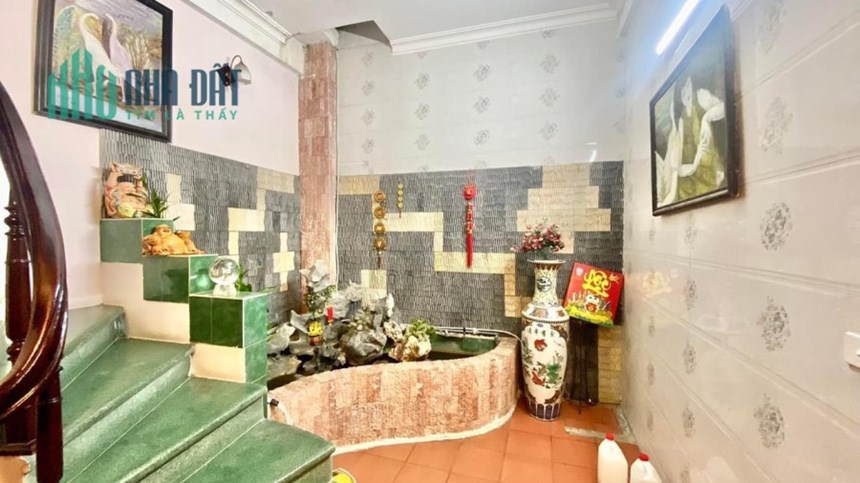 PHẠM NGỌC THẠCH-ĐỐNG ĐA 40mx5 TẦNG-Ô TÔ ĐỖ CỬA-TRƯỚC NHÀ THOÁNG-DÂN TRÍ CAO