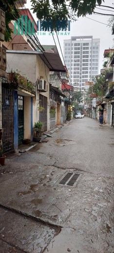 Hiếm Nhà Nguyễn Sơn, Bồ Đề, 5 tầng, 33m2, NỘI THẤT đẹp,  Ở NGAY