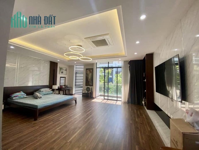 Bán gấp Biệt thự Văn Phú, Hà Đông, 180m2, 4T, mt28m lô góc, nhỉnh 18 tỷ