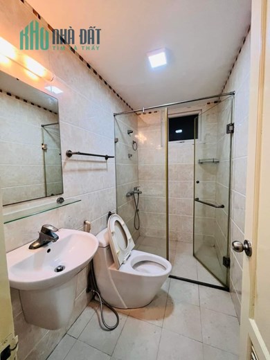 BÁN NHÀ HOÀNG HOA THÁM 48M2 5TẦNG  NGÕ THÔNG   GẦN Ô TÔ  KINH DOANH  GIÁ 5TỶ4