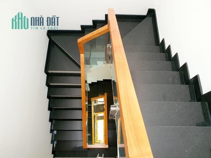 9 căn nhà phố liền kề đường 26 thảng 3, 5 tầng, nhựa 6m, 56m2 chỉ 7.5 tỳ, sát Aeon mall tân phú.