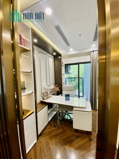 Cần bán gấp căn hộ 2 ngủ mặt Lê Hồng Phong giá rẻ nhất dự án. Chỉ hơn 4 tỷ