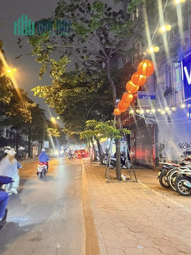 nhà mặt phố Nguyễn Ngọc Vũ 80m, 7 tầng, ô tô, kinh doanh, thang máy