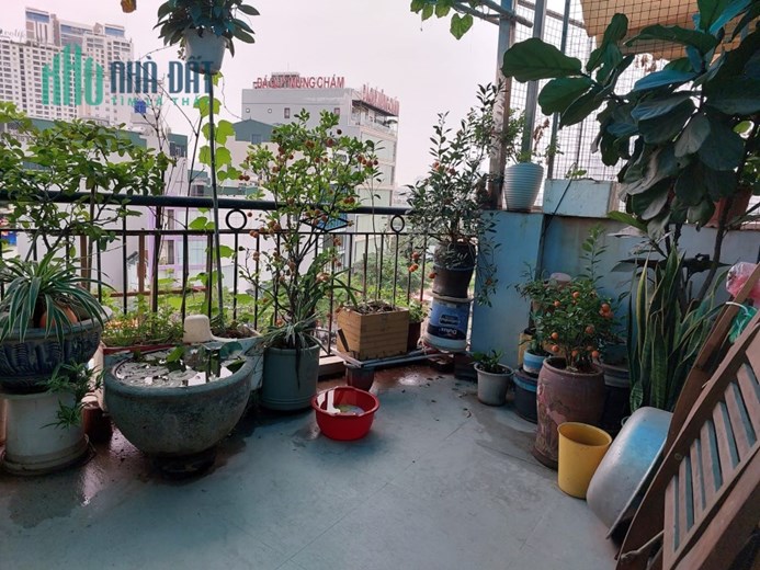 Cho thuê nhà mặt phố Võ Chí Công 45m2, 4T, 30 triệu/tháng, Cầu Giấy.
