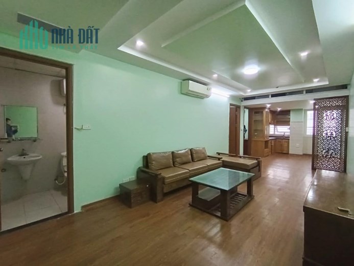 2.65 tỷ sở hữu căn hộ Nam Trung Yên, Cầu Giấy, 65.3m2, nội thất đẹp, về ở luôn