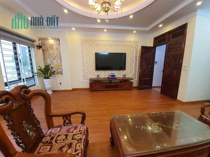 Hoa hậu Trần Quang Diệu ngắm công viên, vỉa hè ô tô, thang máy, KD, 75m2*7T, MT 4.2m, chỉ 19tỷ