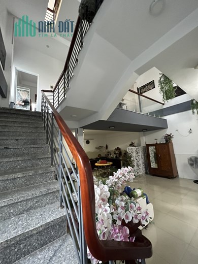 Bán nhanh nhà 3 tầng tại TP.Đà Nẵng, 84m2, SHR, chỉ 2.8 tỷ. LH:0934354045