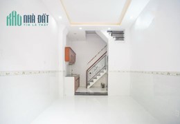 Nhà thuê 3 Tầng hẻm Ba Đình P10Q8 - Giá : 8.5 Triệu