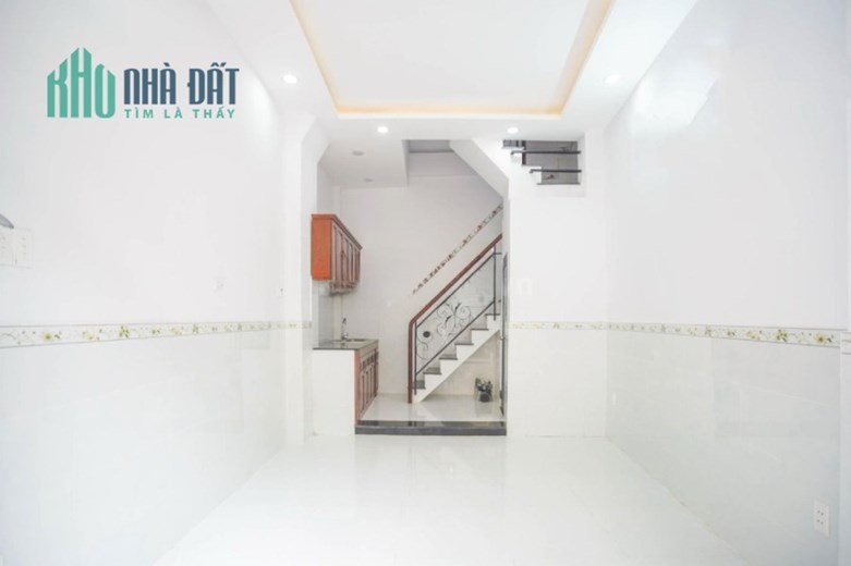 Nhà thuê 3 Tầng hẻm Ba Đình P10Q8 - Giá : 8.5 Triệu