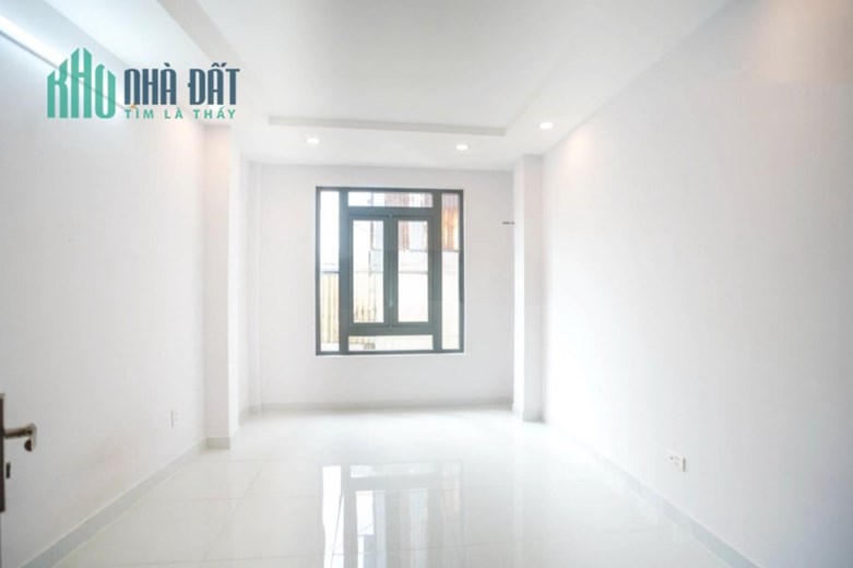 Nhà thuê 3 Tầng hẻm Ba Đình P10Q8 - Giá : 8.5 Triệu