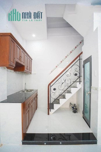 Nhà thuê 3 Tầng hẻm Ba Đình P10Q8 - Giá : 8.5 Triệu