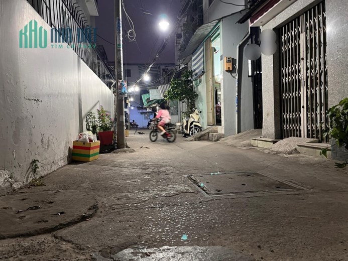 TRẦN VĂN KHÁNH- QUẬN 7 - 84M2- NGANG 6,5M- TẶNG NỘI THẤT - GIÁ 4,6 TỶ