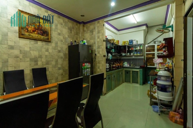 TRẦN VĂN KHÁNH- QUẬN 7 - 84M2- NGANG 6,5M- TẶNG NỘI THẤT - GIÁ 4,6 TỶ