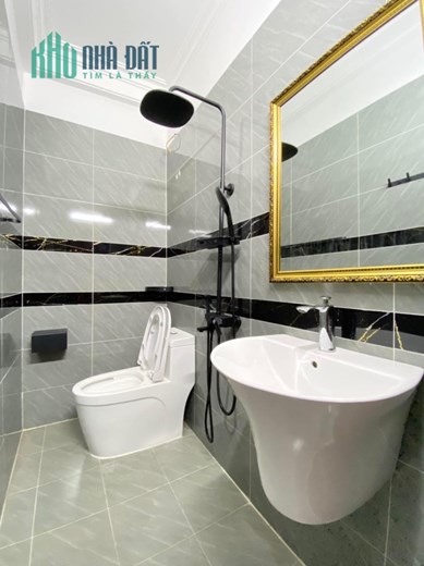 NHÀ NGÕ CHỢ HÀNG CŨ - 3 TẦNG XÂY MỚI - 3 PHÒNG NGỦ