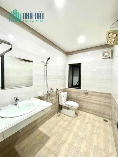 Cho thuê căn hộ 40m2 Long Biên đầy đủ nội thất tiện nghi