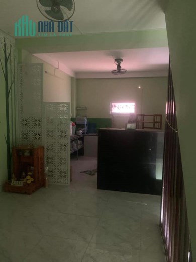 Bán nhà Hiệp Bình Chánh, hơn 30m2, 3 tầng, hẻm 3 gác, chỉ 2.35 tỷ