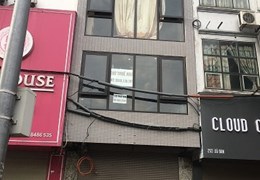 Gia đình cho thuê nhà 289+291phố xã đàn đống đa hn. Cho thuê 2 tầng tối thiểu