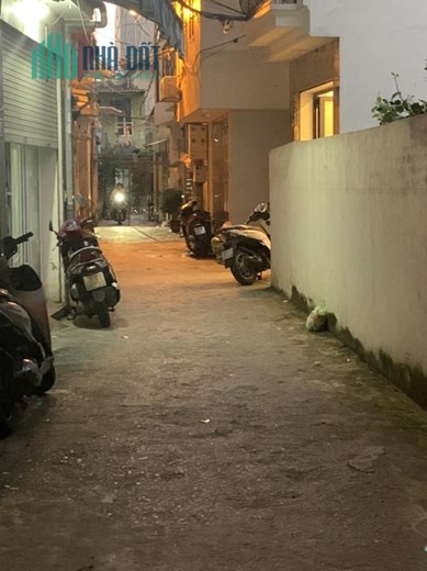 SIÊU PHẨM HIẾM - AN SINH - DÂN TRÍ - Ô TÔ ĐỖ CỔNG 20m , SÁNG THOÁNG, BÃI XE 150m - TIỆN ÍCH BẤT TẬN