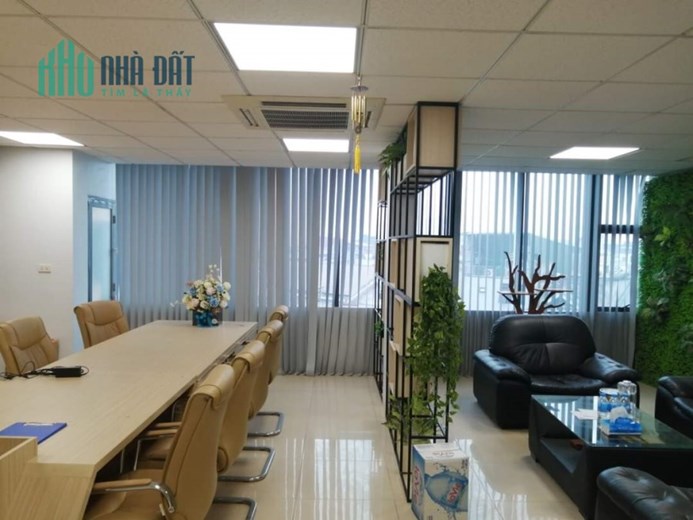Bán nhà phố Việt Hưng, 5 tầng, 85m2, đường 17m, làm văn phòng, gần Vin Riverside, nhỉnh 16 tỷ