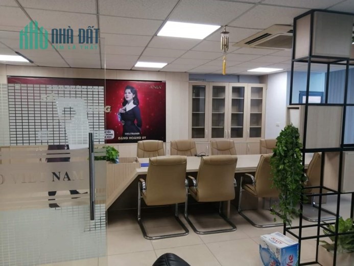 Bán nhà phố Việt Hưng, 5 tầng, 85m2, đường 17m, làm văn phòng, gần Vin Riverside, nhỉnh 16 tỷ