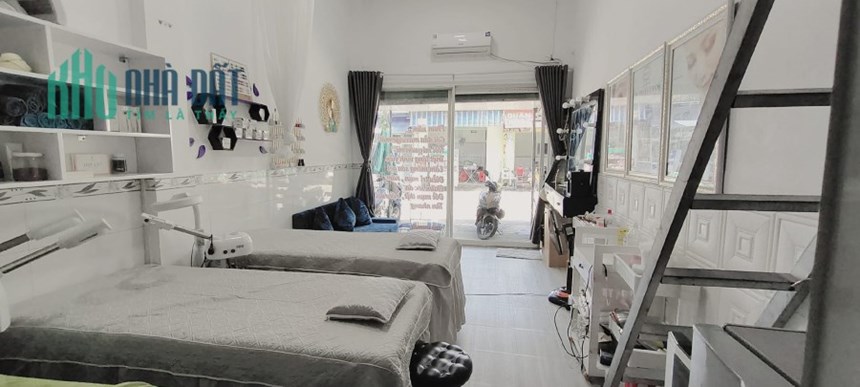 CHÍNH CHỦ CẦN SANG LẠI TIỆM SPA NHỎ XINH