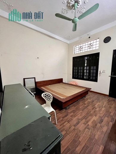 HÀNG HOT CHO CÁC NHÀ ĐẦU TƯ- TRUNG TÂM ĐỐNG ĐA - VÀI BƯỚC MẶT PHỐ - NHÀ KHUNG CỘT ĐỦ CÔNG NĂNG Ở