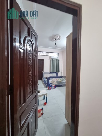 Giảm 500tr, mặt tiền thụt Bà Hạt, hẻm 6m, kinh doanh tốt, nở hậu, 3 tầng, chỉ 7tỷ9