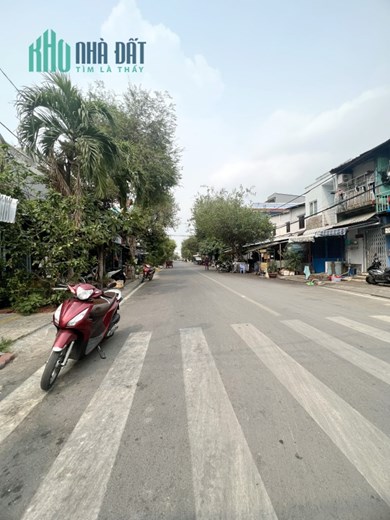 Nhà bán cấp 4 mặt tiền Tuy Lý Vương P13Q8 - Giá : 6 Tỷ